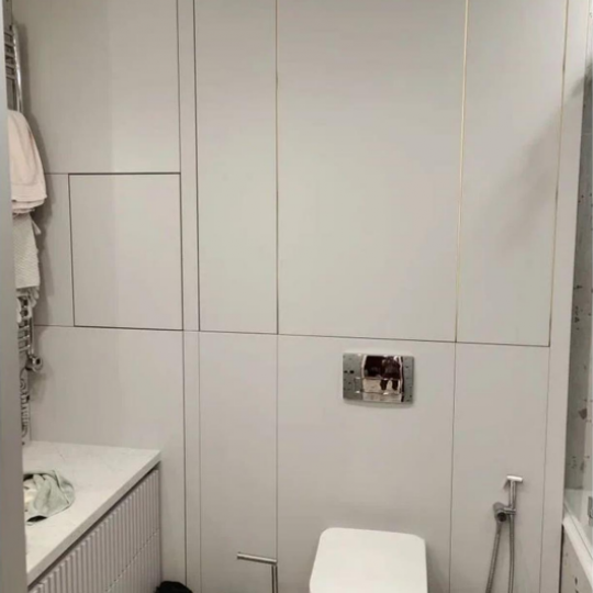 Панели и шкафчик с подсветкой