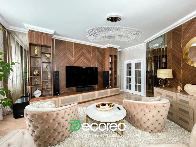 Гостиная в современном интерьере с ретро-шиком и классическими элементами